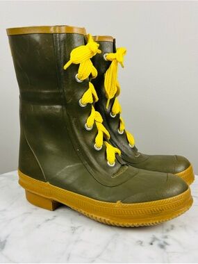 Vintage Bristol Thermoboots – 1966 Military Green Rubber Mid-Calf Boots – Size 8